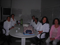 Figura 2 – Equipe de nutrição da Etec Cidade Tiradentes no projeto, a primeira a esquerda é a coordenadora Terezinha Theodoro da subprefeitura do Itaim Paulista